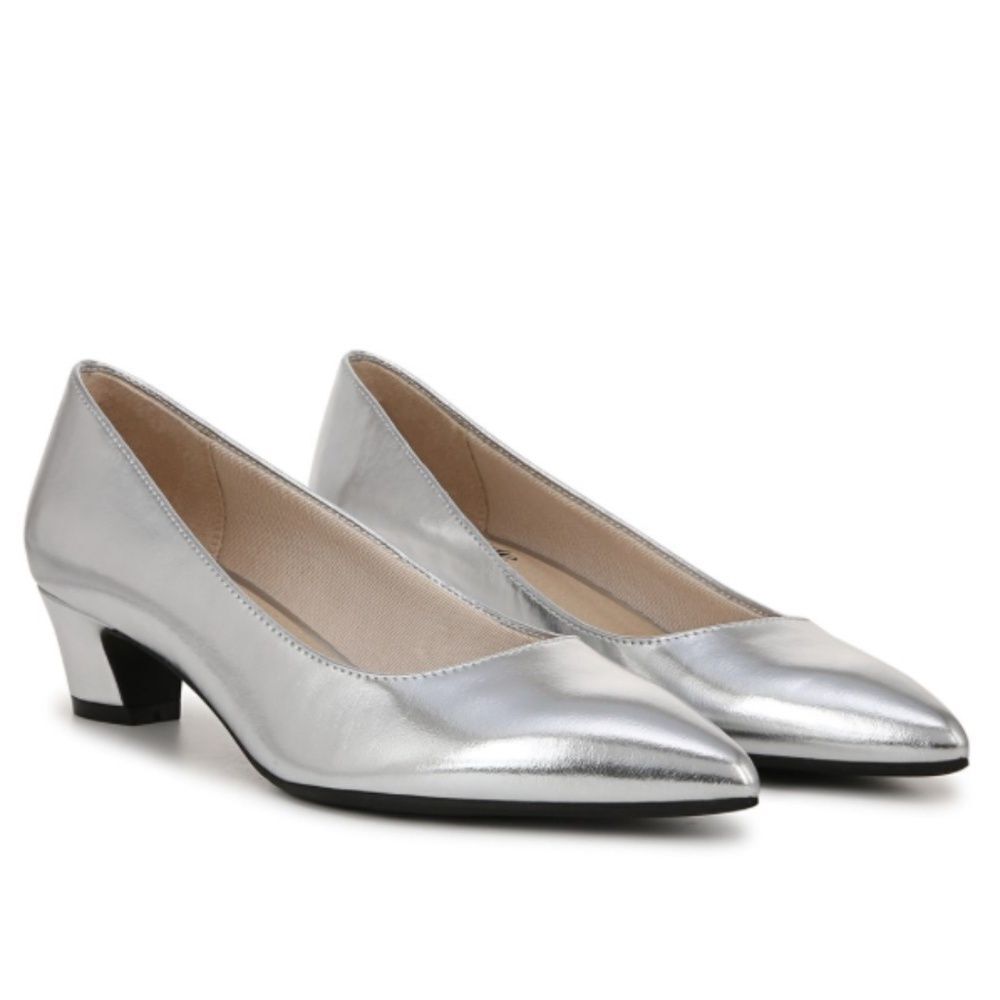 LIFESTRIDE Minx Pumps (WIDE)